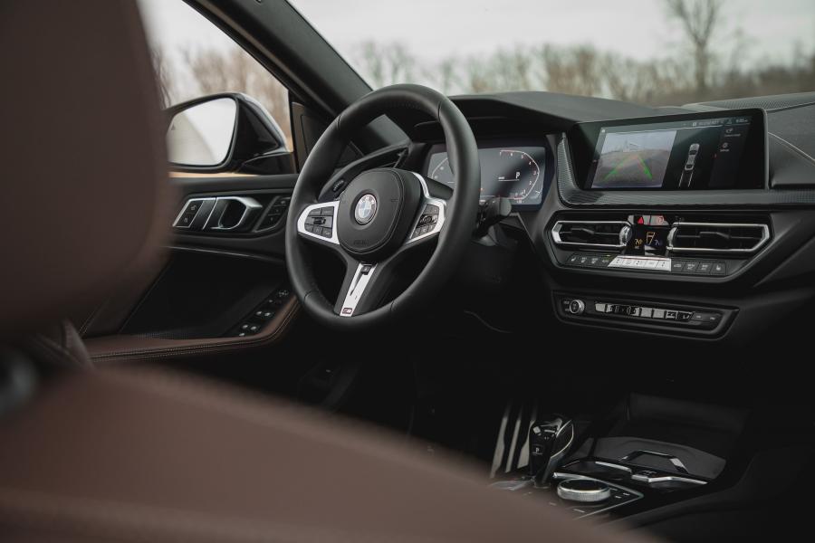 Интерьер BMW 228i xDrive Gran Coupe M Sport (F44) 2020 года  (NA) (фото 23 из 40)